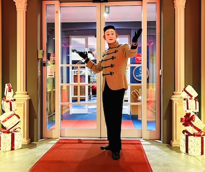 Pantomime im Hotel