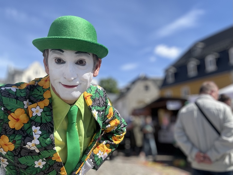 Walking Act als Pantomime in Limbach